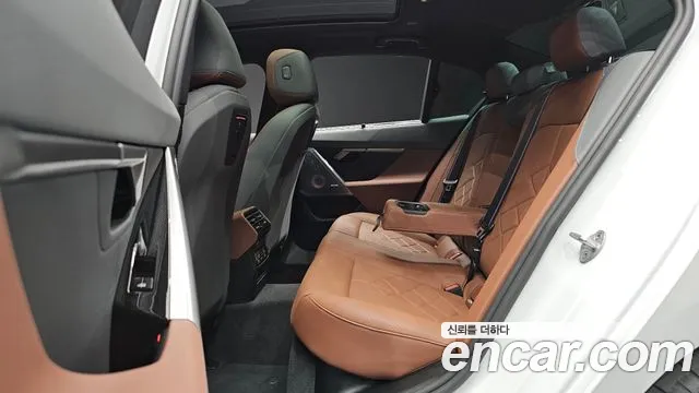 BMW 5-Series 5 серия (G60) 530i xDrive M Sport Pro Special Edition — Фото автомобиля 10