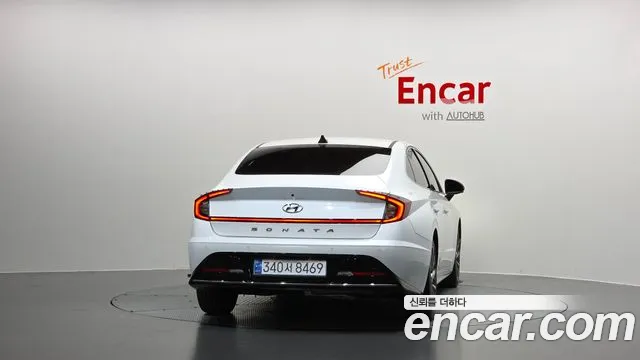 Hyundai Sonata — Фото автомобиля 4