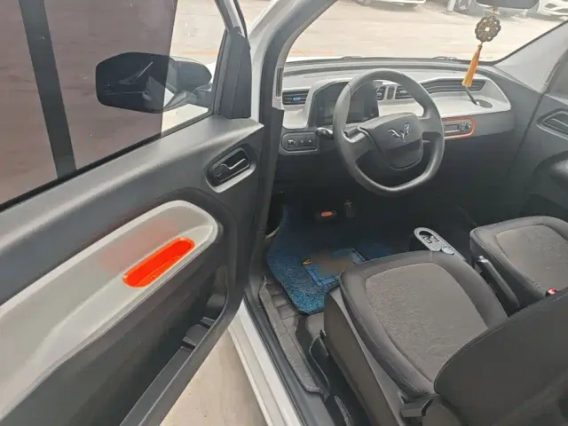 Wuling Hongguang Mini EV — Фото автомобиля 15