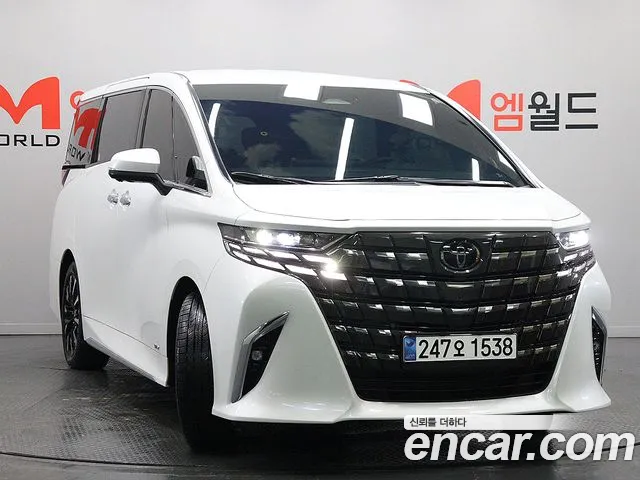 Toyota Alphard — Фото автомобиля 2