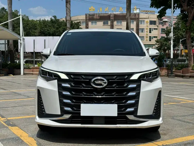 GAC Trumpchi M6 — Фото автомобиля 2