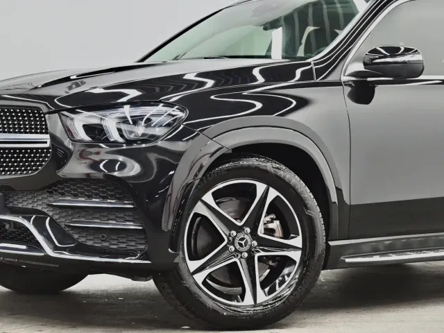 Mercedes-Benz GLE-Class — Фото автомобиля 11