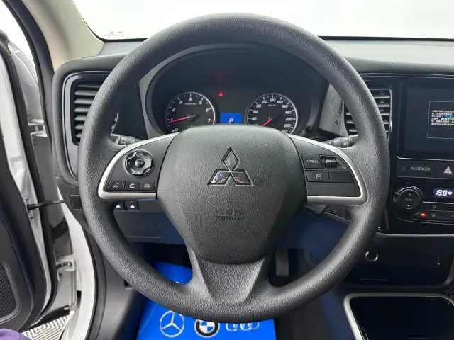 Mitsubishi Outlander — Фото автомобиля 16