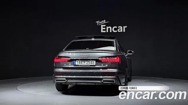 Audi A6 45 TFSI quattro Premium — Фото автомобиля 4