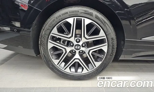 Hyundai Grandeur GN7 — Фото автомобиля 5