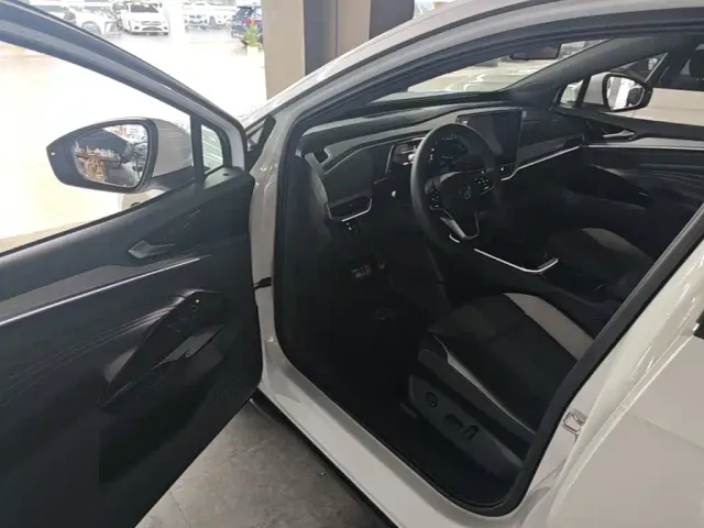 Volkswagen ID.4 Crozz — Фото автомобиля 15
