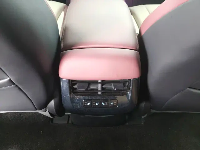 BYD Seal 07 DM-i 2026 DM-i 1.5T 230km Flagship — Фото автомобиля 10