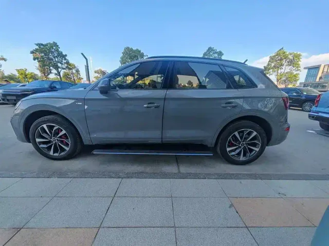 Audi Q5L — Фото автомобиля 3