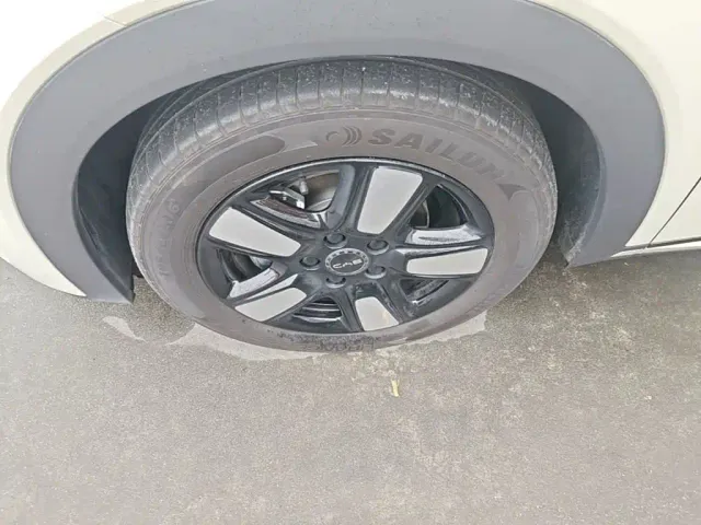 BYD Dolphin — Фото автомобиля 22