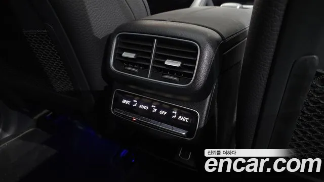 Mercedes-Benz GLE-Class — Фото автомобиля 25