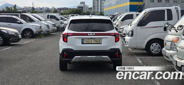 Kia Seltos Бензин 1.6 турбо 2WD — Фото автомобиля 4