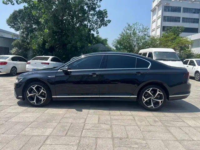 Volkswagen Magotan — Фото автомобиля 4