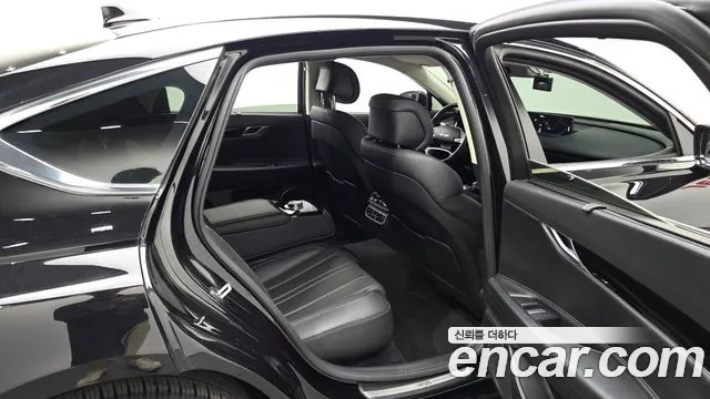 Genesis G80 RG3 — Фото автомобиля 18