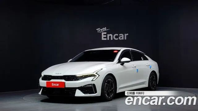 Фотография автомобиля — Kia K5 Generation 3