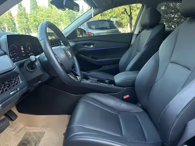 Honda Accord — Фото автомобиля 15