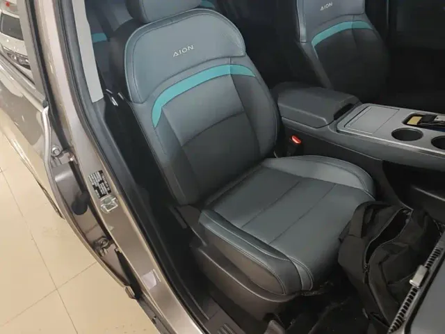 GAC Aion Y — Фото автомобиля 24