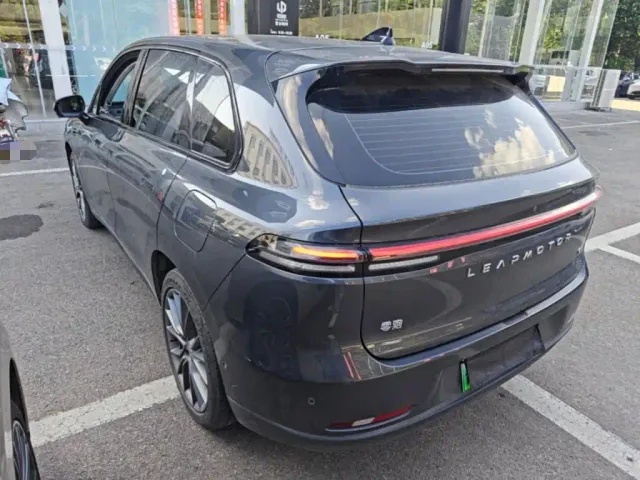 Leapmotor C10 — Фото автомобиля 22