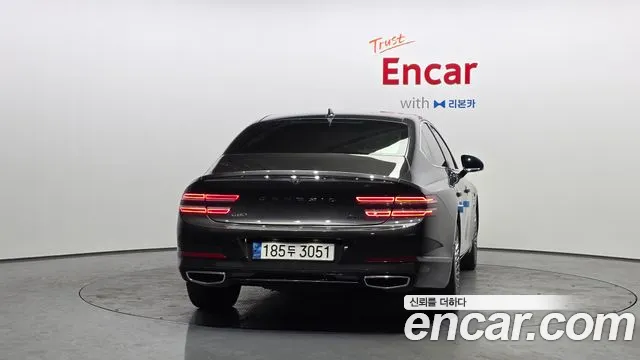Genesis G80 Бензин 2.5 турбо AWD — Фото автомобиля 4