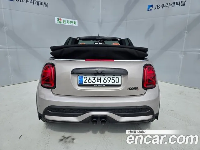 Mini Cooper Convertible — Фото автомобиля 4