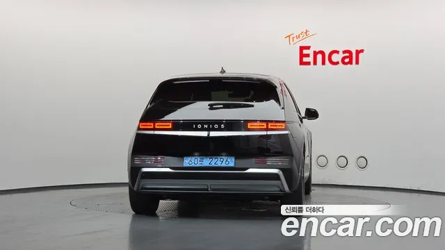 Hyundai Ioniq 5 New — Фото автомобиля 4