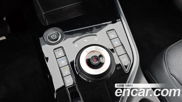 Kia Niro Niro (New) — Фото автомобиля 9