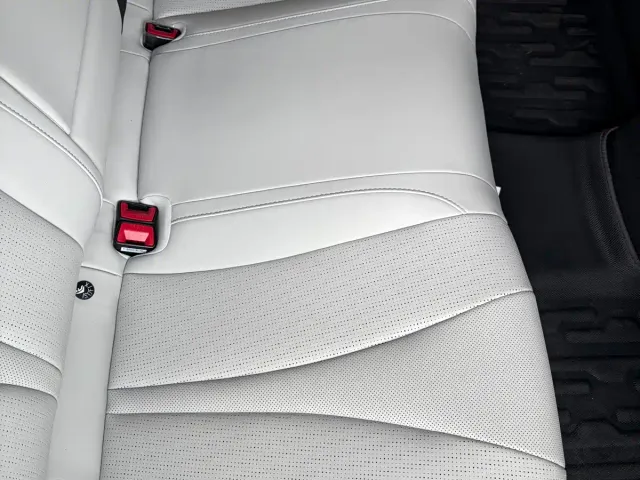 BYD Seal 05 DM-i — Фото автомобиля 12