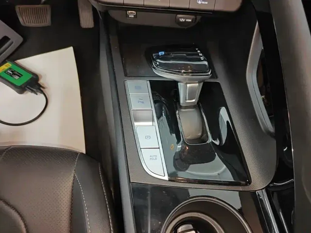 Hyundai Elantra — Фото автомобиля 13