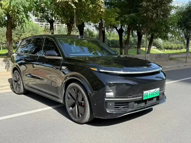 Li Auto L9 — Фото автомобиля 3