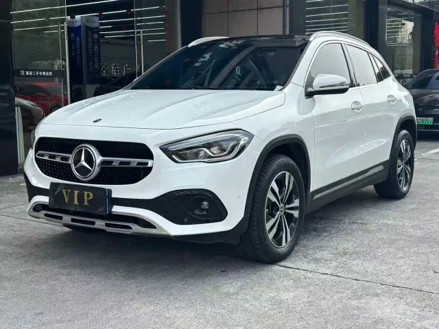 Фотография автомобиля — Mercedes-Benz GLA-Class