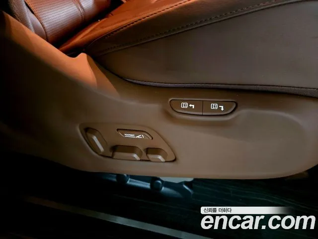 Kia Canival Carnival 4 поколение Бензин 9 мест Signature — Фото автомобиля 13