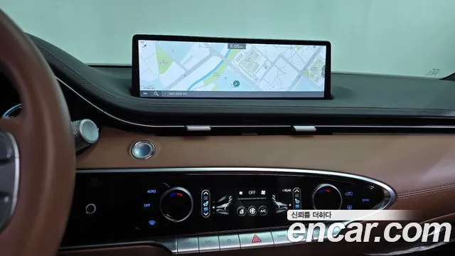 Genesis GV70 — Фото автомобиля 18