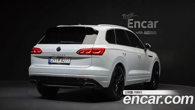 Фотография автомобиля — Volkswagen Touareg Generation 3