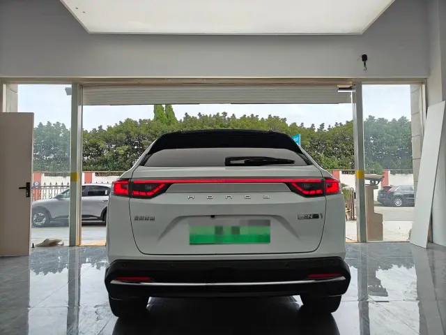Honda e:NS1 — Фото автомобиля 4