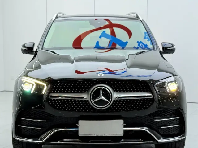 Mercedes-Benz GLE-Class — Фото автомобиля 3