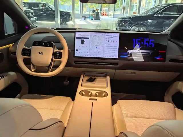 Li Auto i6 — Фото автомобиля 11