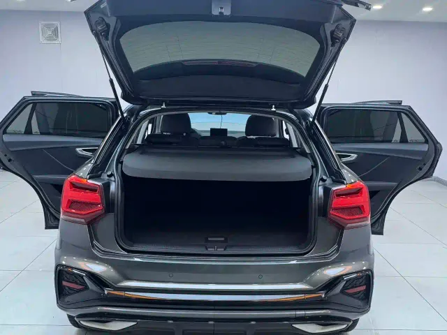 Audi Q2L — Фото автомобиля 7