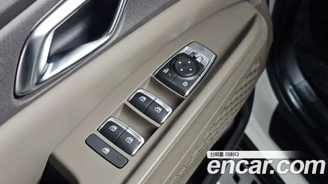 Kia Canival — Фото автомобиля 24