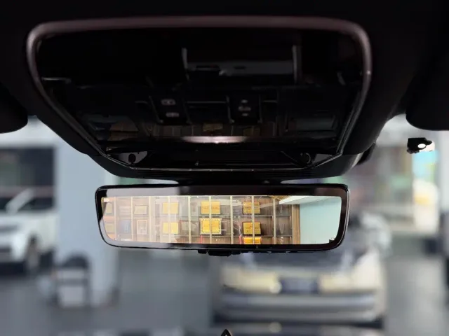 Land Rover Range Rover — Фото автомобиля 18