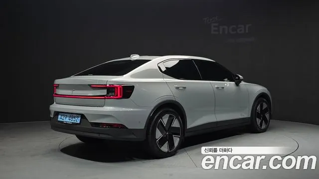Polestar Polestar 2 — Фото автомобиля 2
