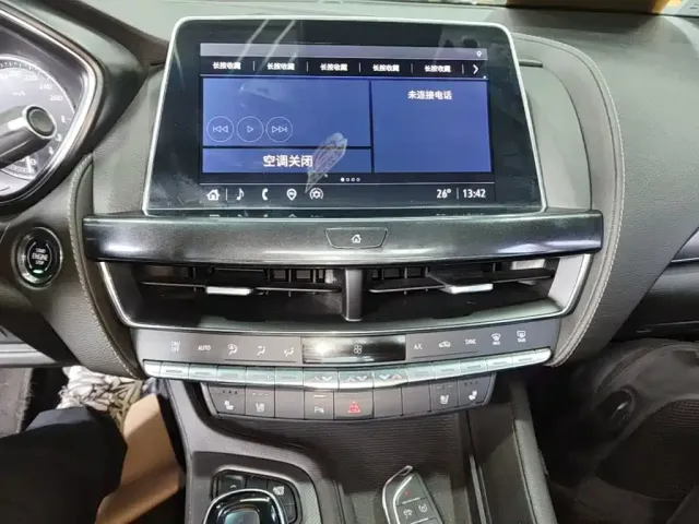 Cadillac CT5 — Фото автомобиля 12