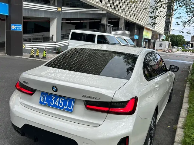 BMW 3 Series — Фото автомобиля 7