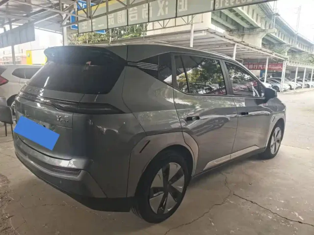 GAC Aion Y — Фото автомобиля 9