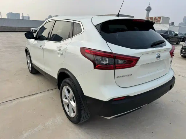 Nissan Qashqai — Фото автомобиля 8