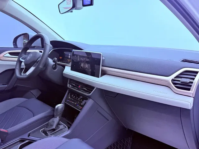 Volkswagen Tharu — Фото автомобиля 18