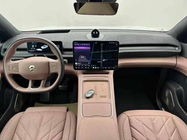 Nio EC6 — Фото автомобиля 11