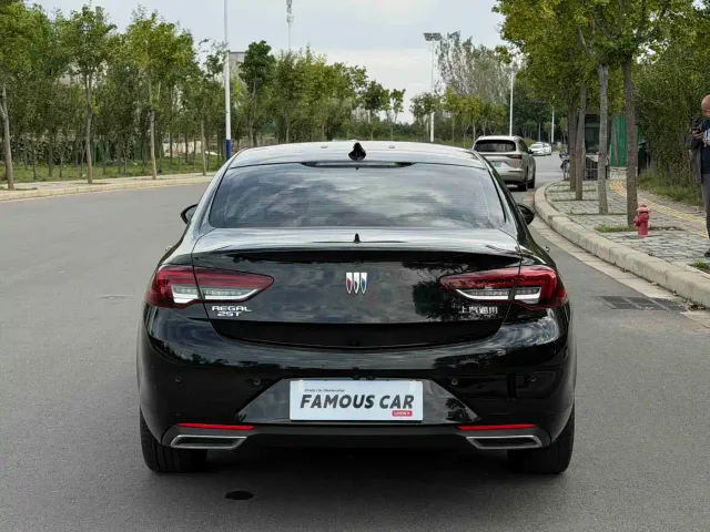 Buick Regal — Фото автомобиля 4