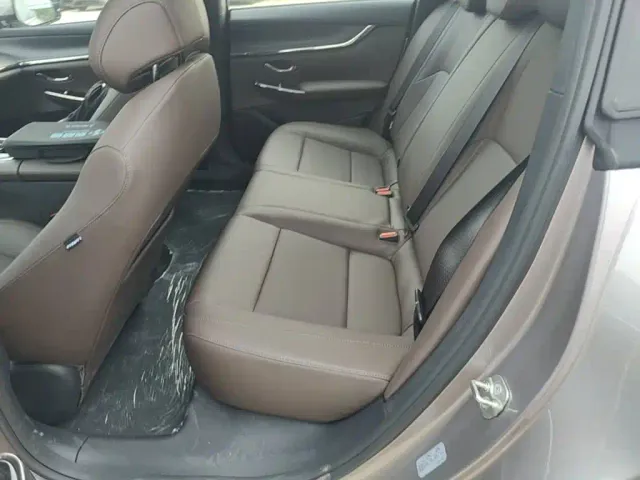 Changan Qiyuan A07 — Фото автомобиля 16