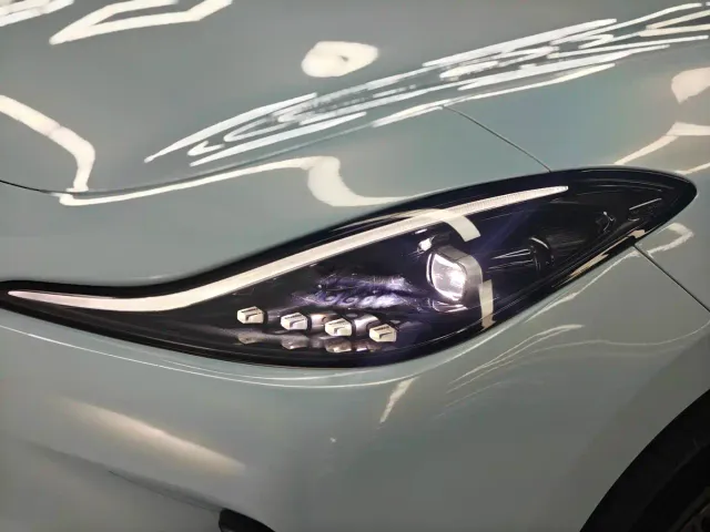 IM Motors LS6 — Фото автомобиля 5