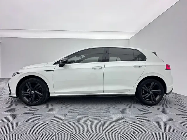 Volkswagen Golf — Фото автомобиля 8