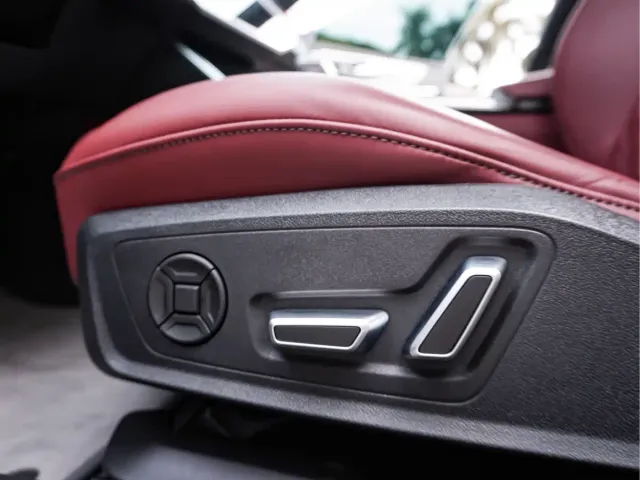 Audi A7L — Фото автомобиля 12